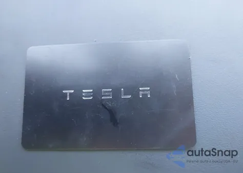 2024 Tesla Model 3 из США, поврежденный, VIN 5YJ3E1EB1RF742100